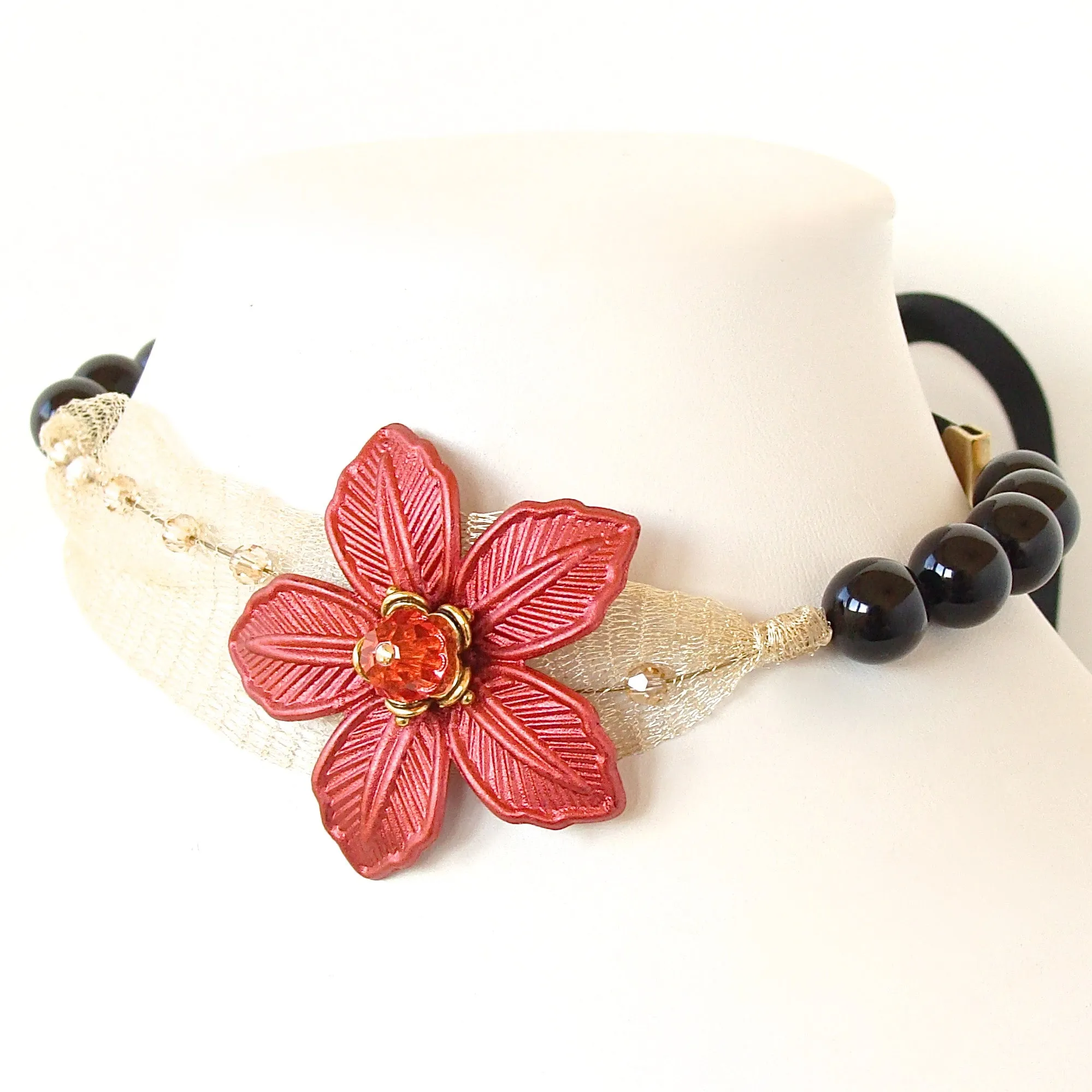 Chloe: Flower Choker