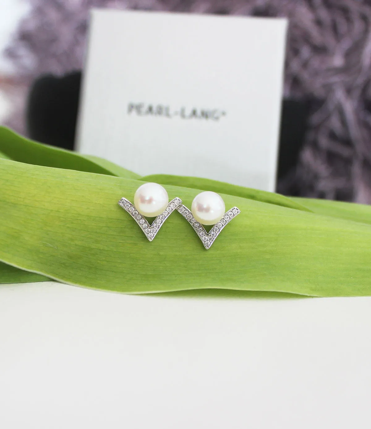 Dew Drop Pearl Stud Earrings