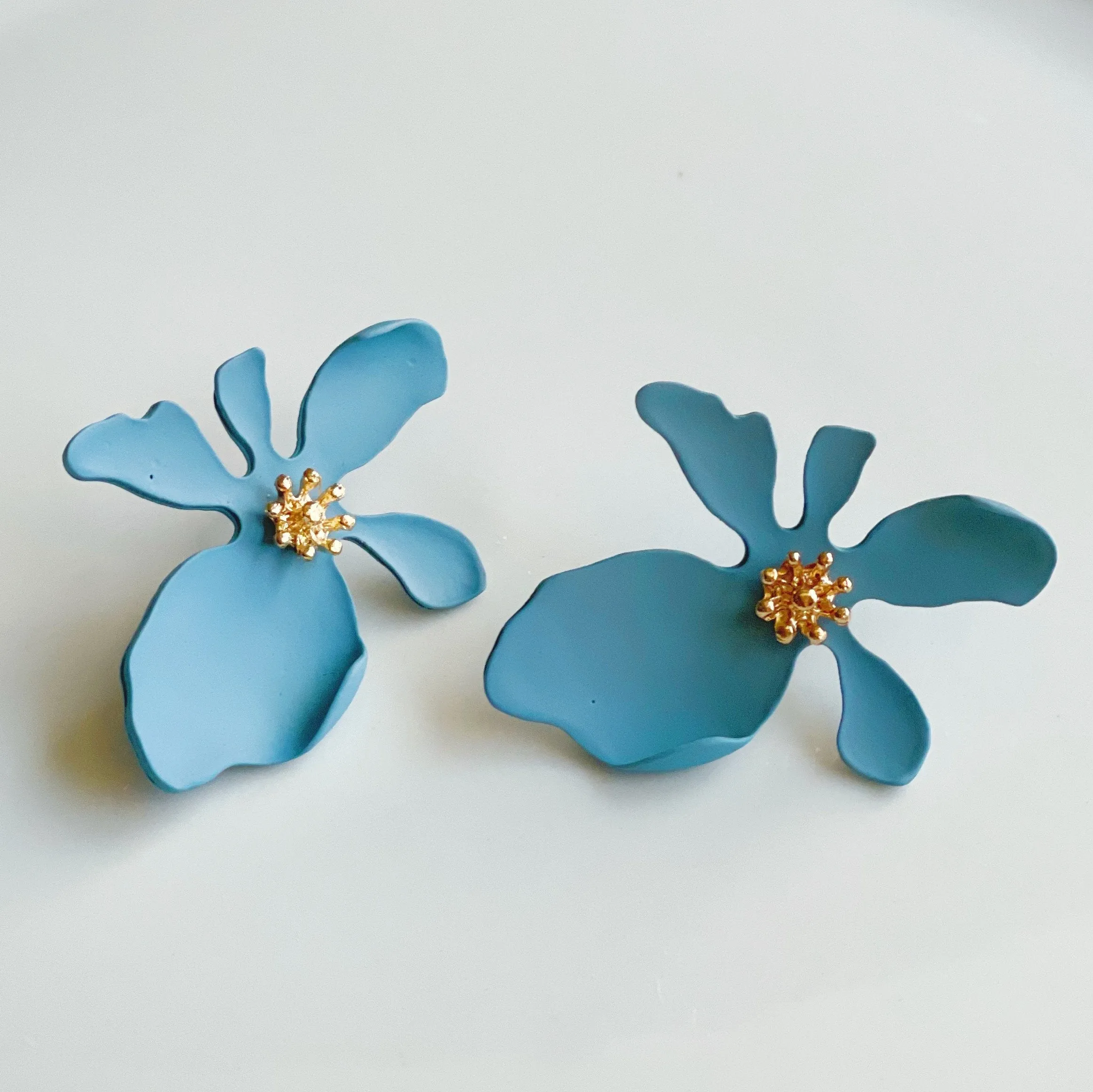 Exotic Bloom Flower Design Earrings