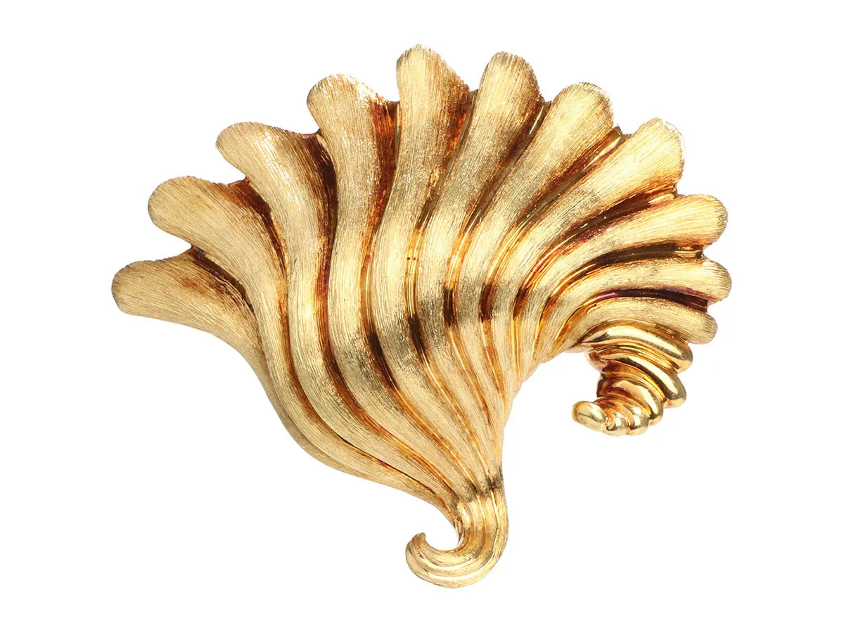 Henry Dunay Vintage 18K Yellow Gold Seashell Brooch