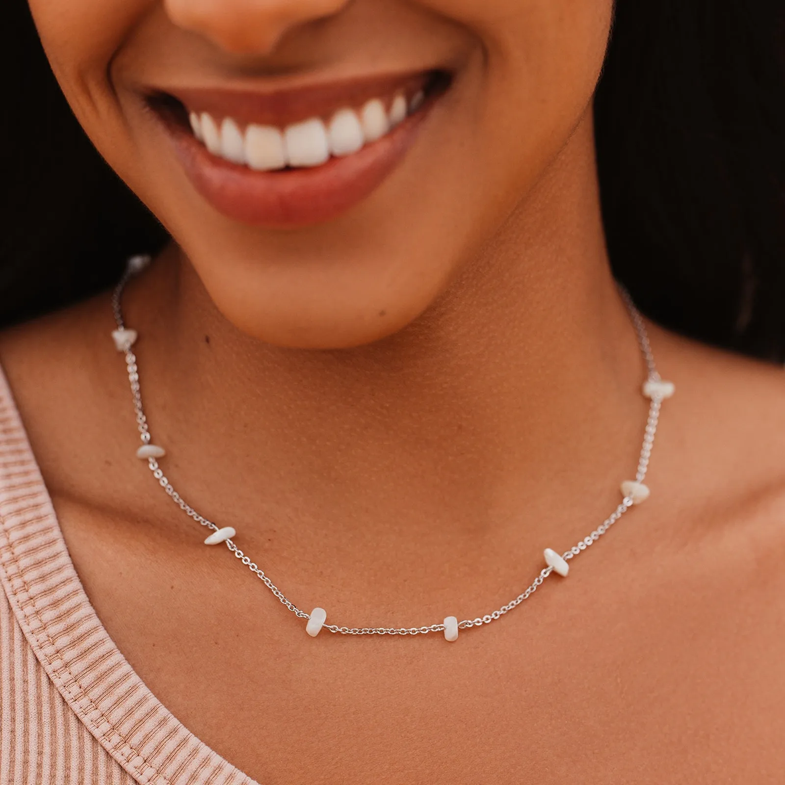 Pearl Chip Choker